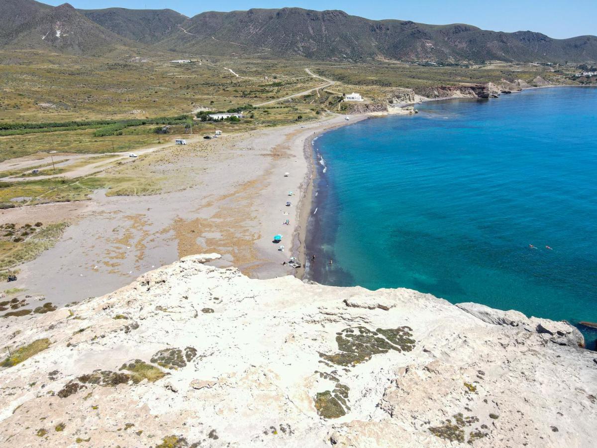 El Velero La Isleta Junto Al Mar Buceo Parking La Isleta del Moro Exterior foto